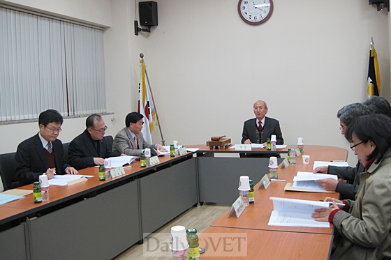 데일리벳 바카라 사이트이사회20131212