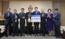 윤신근 원장 `전북대 시민상` 수상，김형년 원장 2천만 원 기탁