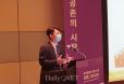 OECD 자살률 1위 한국，반려동물이 주는 정서적 안정 연구 필요하다