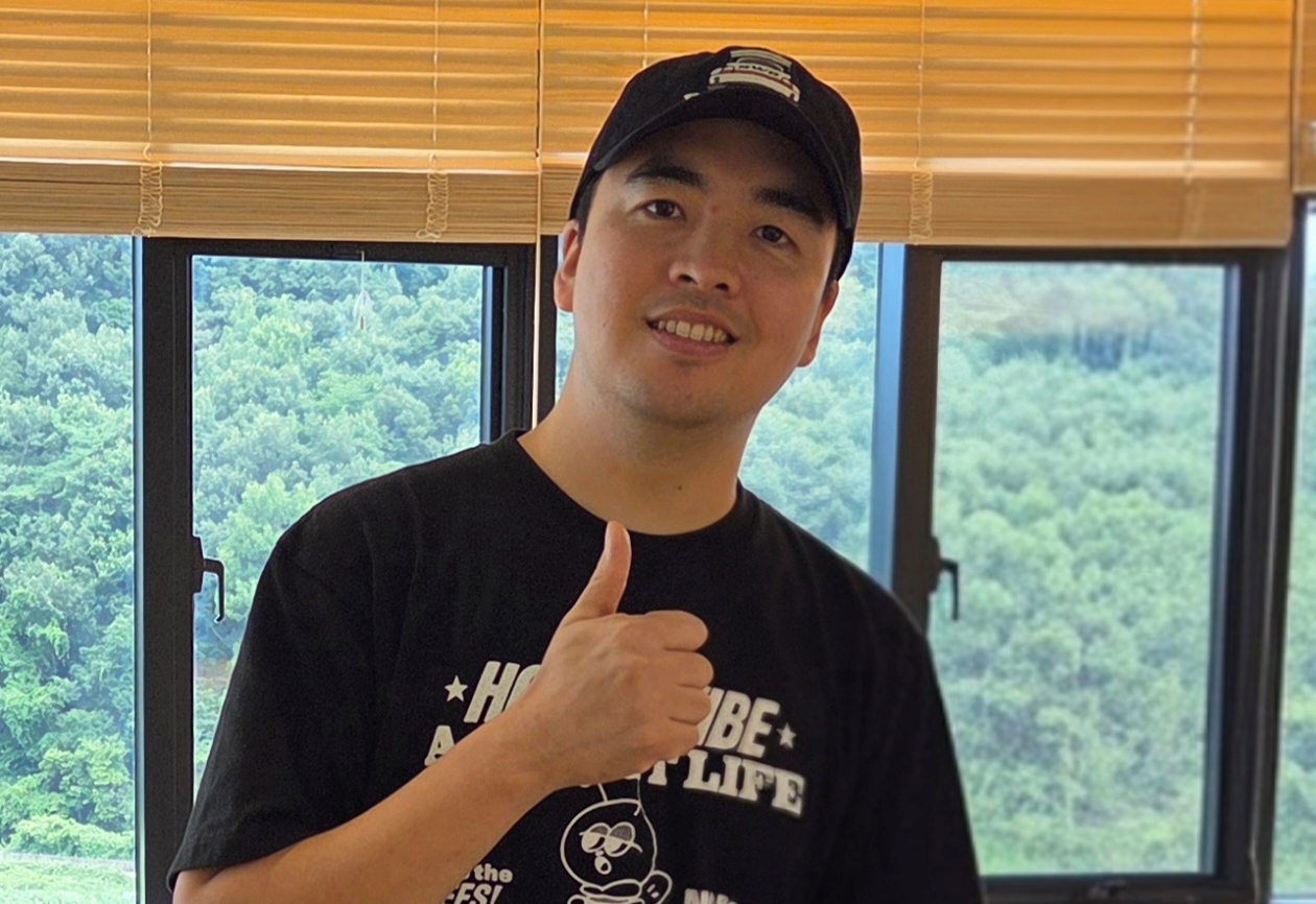 “벌들은 집 전체가 한 몸이에요” 100만 양봉 유튜버 프응의 꿀벌 이야기